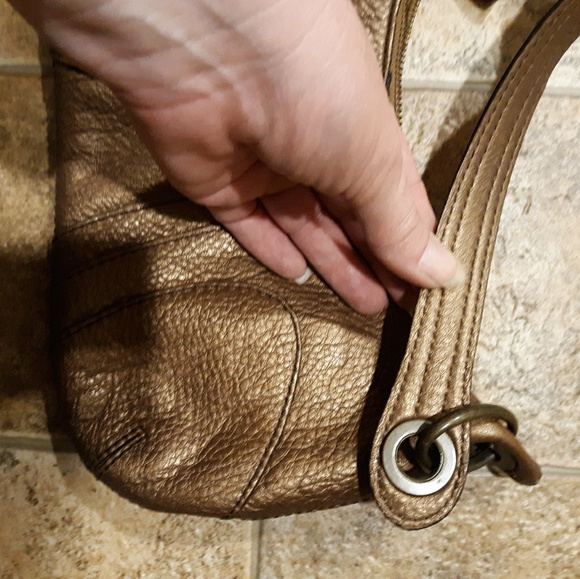 Banana Republic Bronze 100% Leather Hobo Bag. - Picture 4 of 8